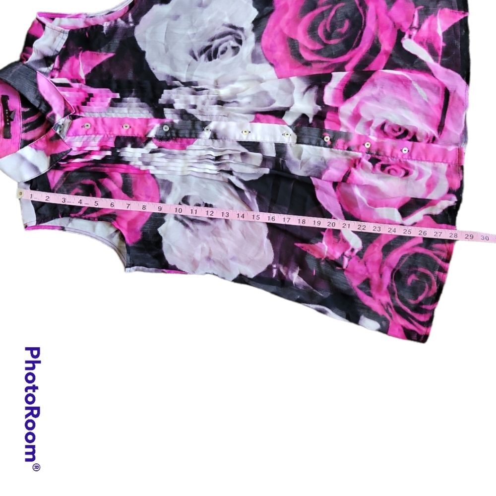 *FEVER* SHEER ROSE SLEEVELESS BUTTON FRONT TOP - M - Picture 8 of 10